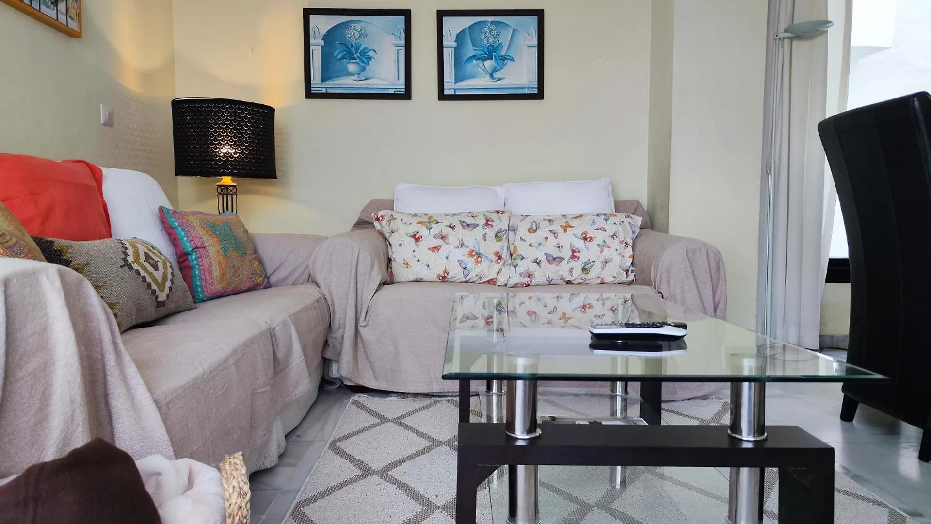 Jardines Del Puerto 2 Bed Apartment Marbella Spain
