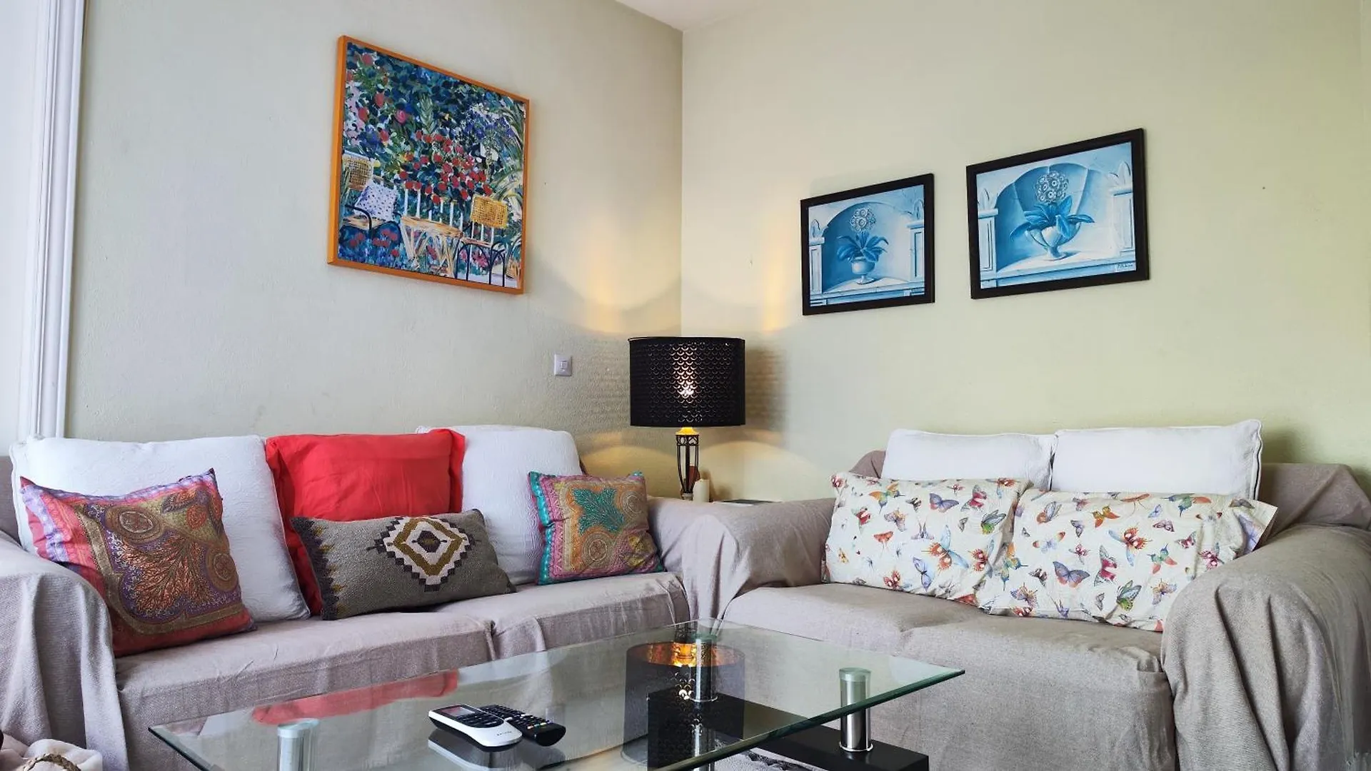 Jardines Del Puerto 2 Bed Apartment Marbella